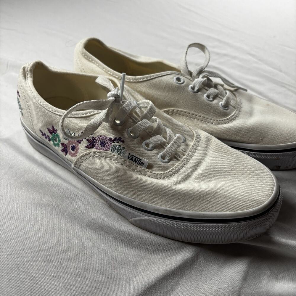 Vans Shoe Ivory Embroidered Flowers Unisex US Men 6‎ US Women 7.5